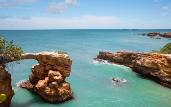 Les îles « latino » de la Caraïbe.